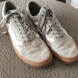 Vans, women’s or men’s